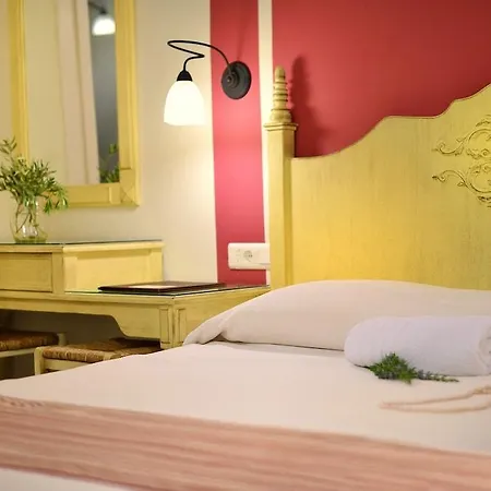 Pelican Hotel 2*